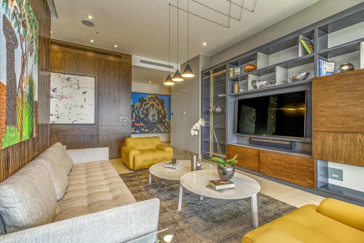 Niels van den Broek Niels van den Broek