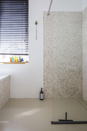 Waarom de PU gietvloer in de badkamer zo’n slimme keuze is