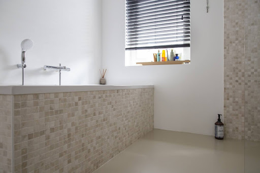Waarom de PU gietvloer in de badkamer zo’n slimme keuze is